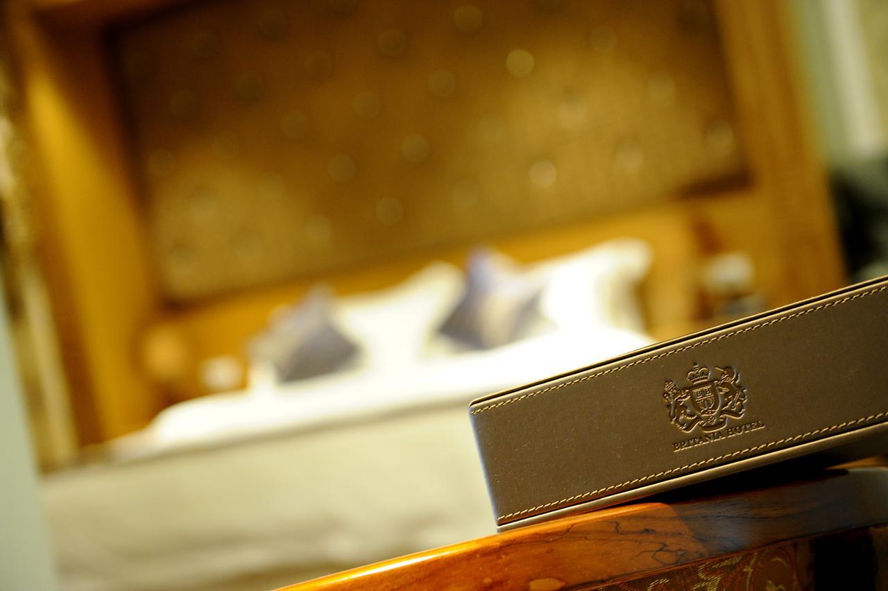 Hotel Britania Kamez Экстерьер фото